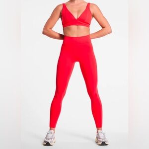 Bandier Center Stage Leggings